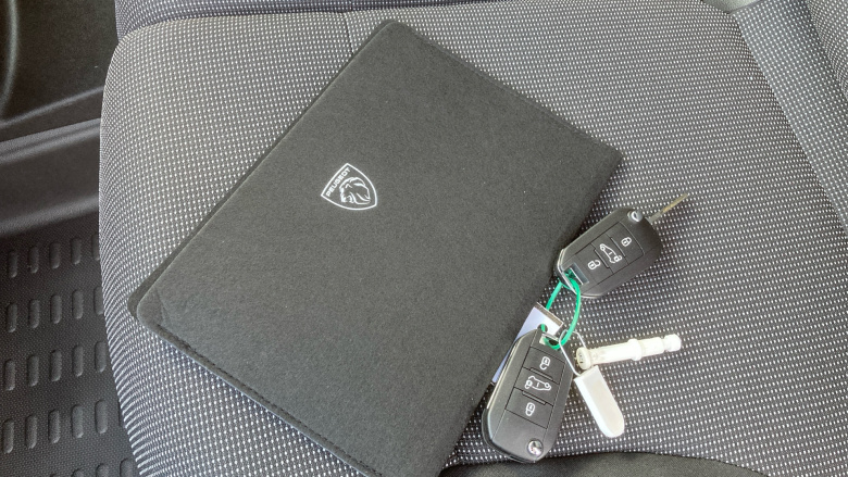 Peugeot Partner Standard Diesel 1.5 BlueHDi 100 Professional Plus Van